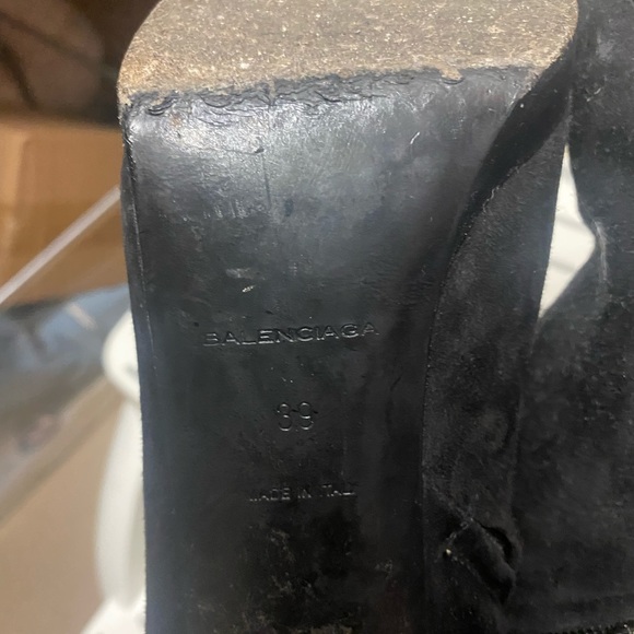 Balenciaga black suede booties - Picture 4 of 6
